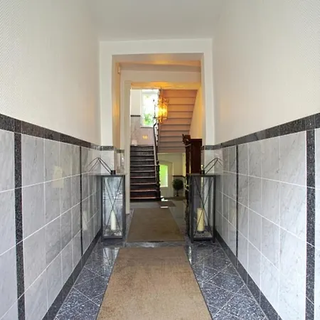 Private Siemens Apartment *