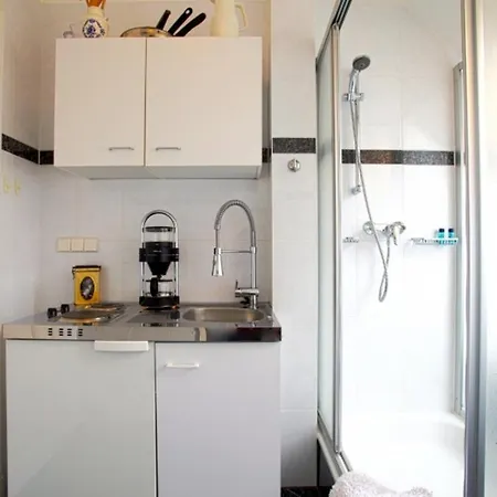 Private Siemens Apartment